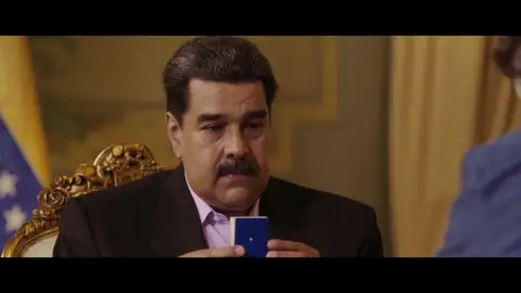 Nicolás Maduro arremete contra Juan Guaidó: "Es una payasada autoproclamarse, no tiene base constitucional" Nicolás Maduro arremete contra Juan Guaidó: "Es una payasada autoproclamarse, no tiene base constitucional"