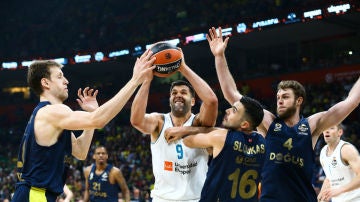 Felipe Reyes, durante un partido