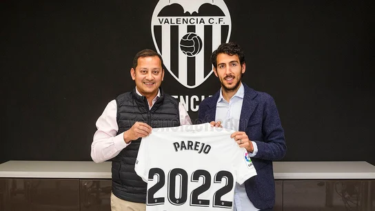 El Valencia anuncia la renovación de Dani Parejo El Valencia anuncia la renovación de Dani Parejo