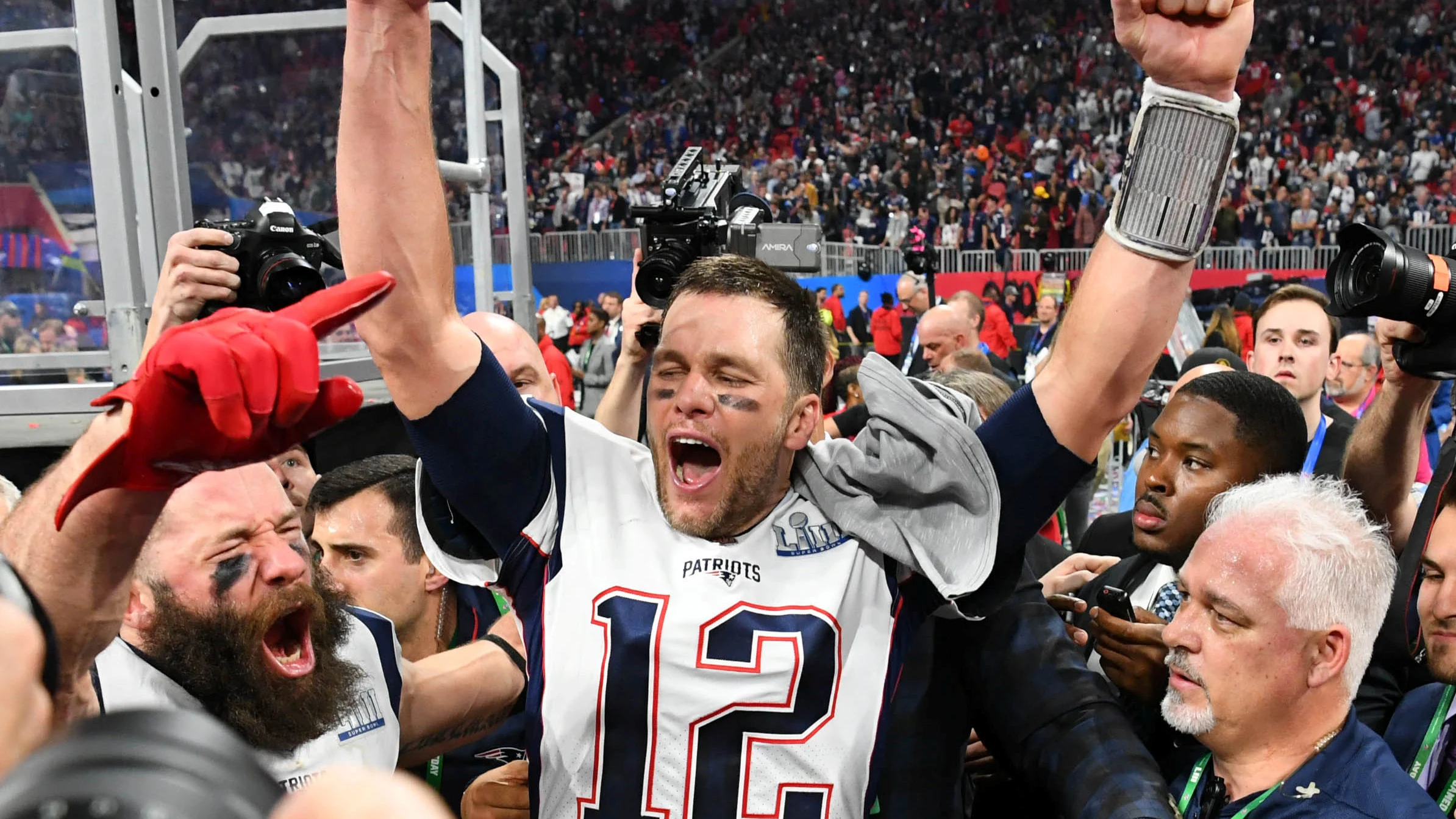 Tom Brady celebra la conquista de la Super Bowl