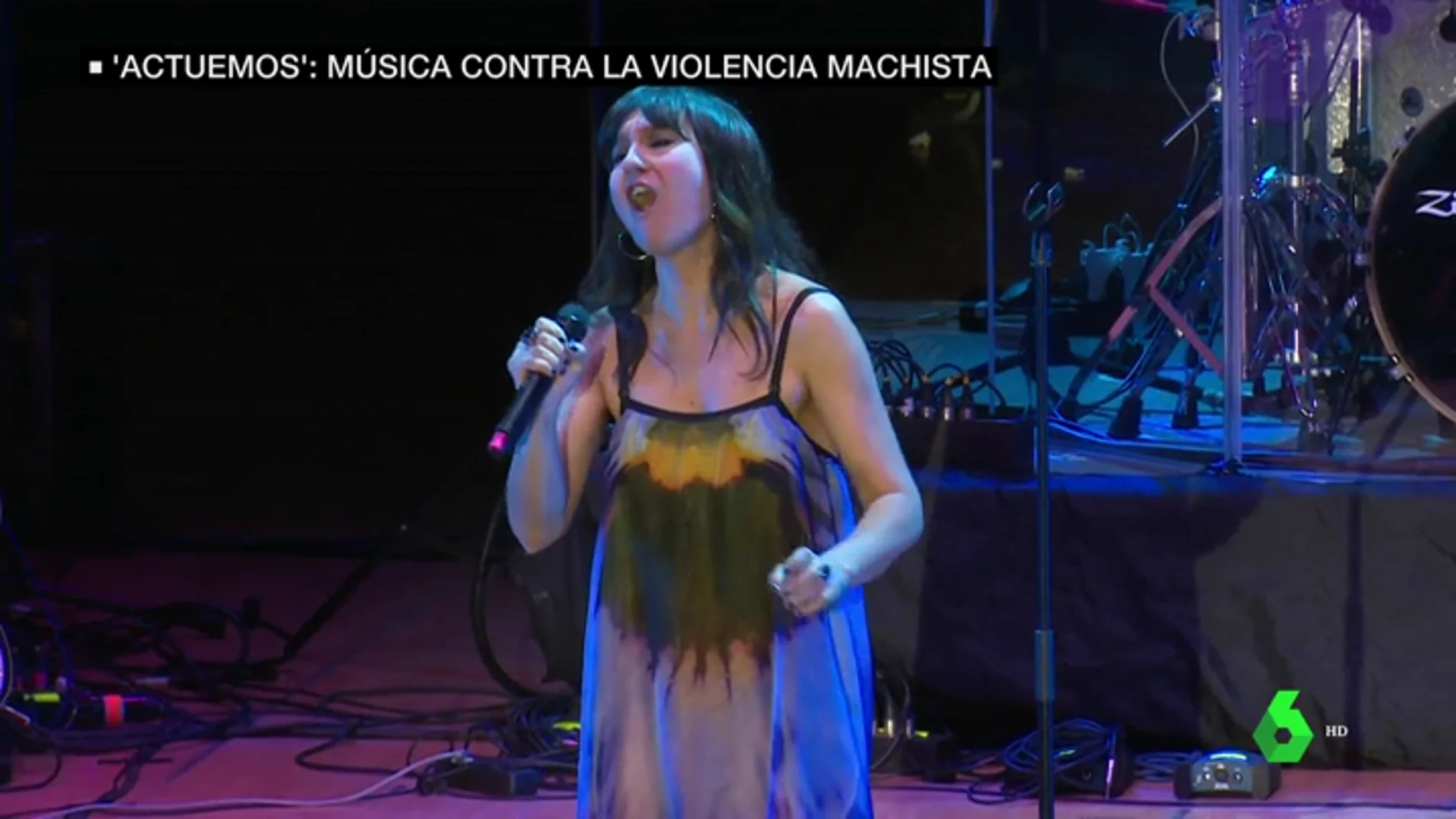 Eva Amaral en el concierto contra la violencia machista