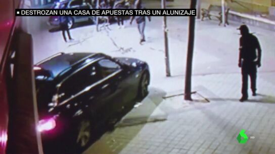 Alunizaje en una casa de apuestas