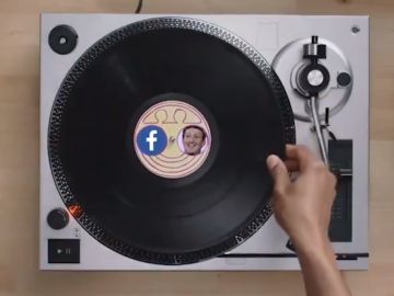 Captura del vídeo dedicado a Zuckerberg y Facebook Captura del vídeo dedicado a Zuckerberg y Facebook
