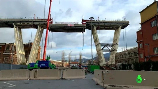 Comienza la demolición del puente Morandi en Génova, donde murieron 43 personas Comienza la demolición del puente Morandi en Génova, donde murieron 43 personas