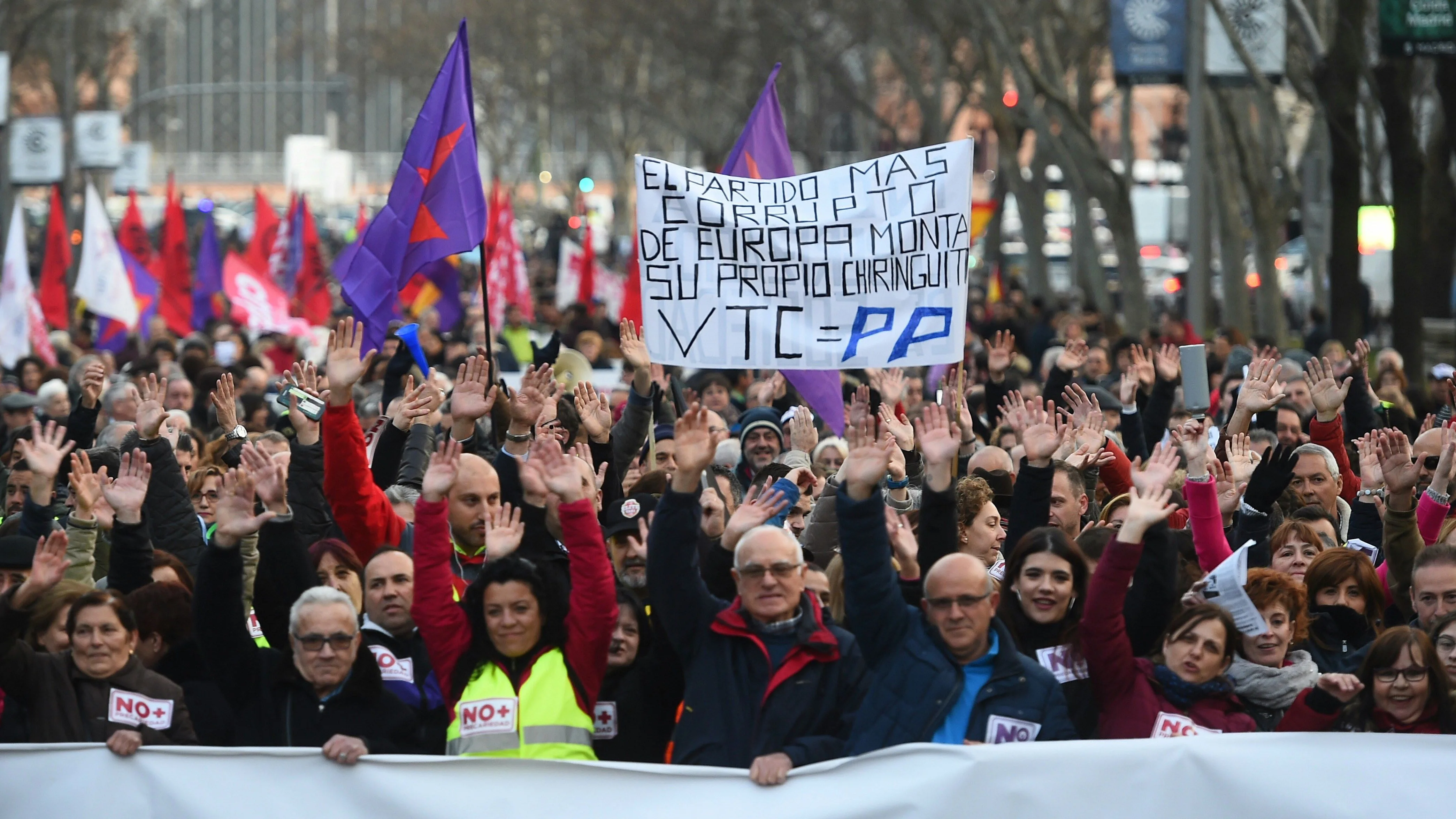 Un momento de la manifestación de los taxistas madrileños por las calles de la capital