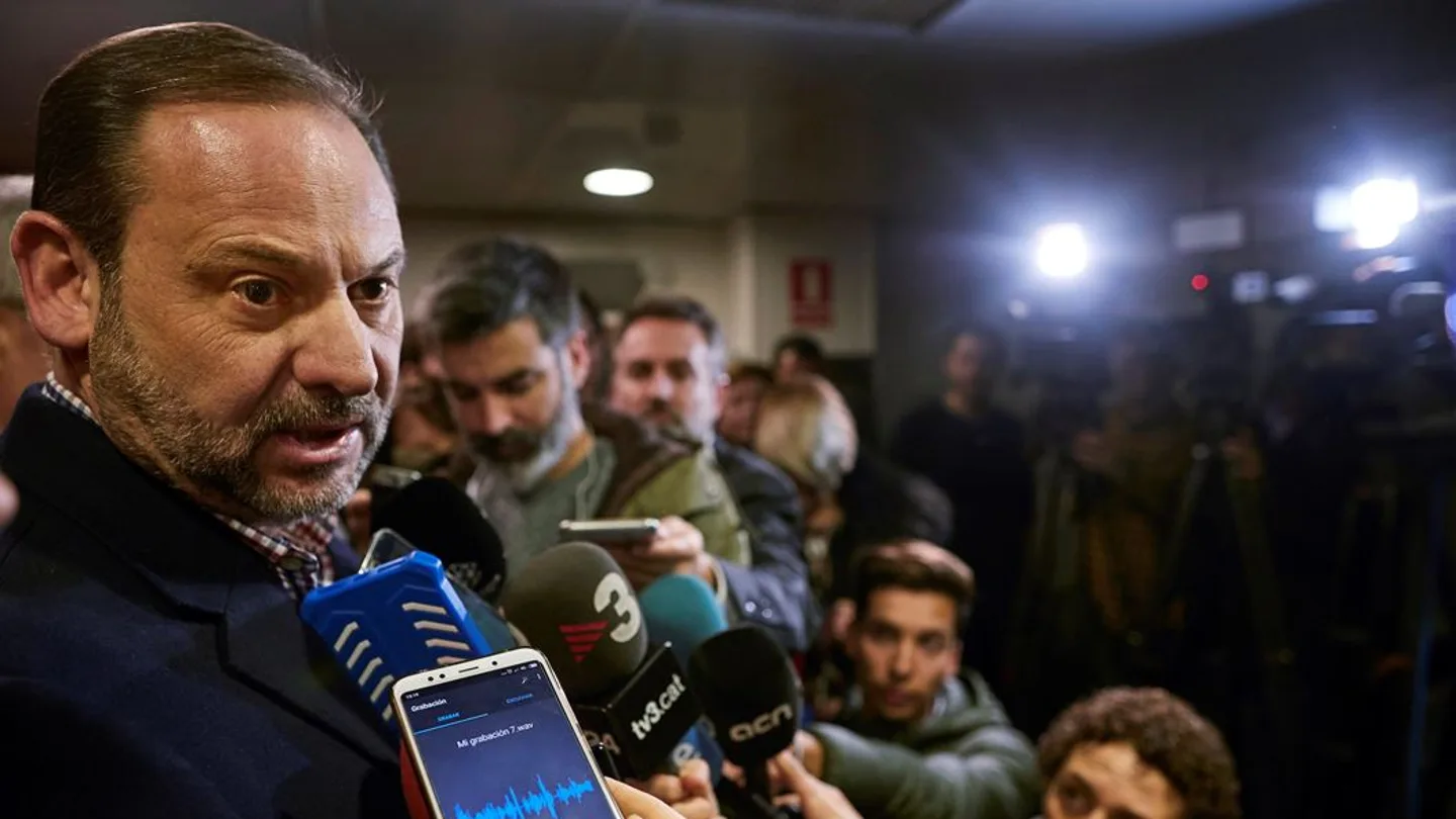 José Luis Ábalos ante los medios José Luis Ábalos ante los medios