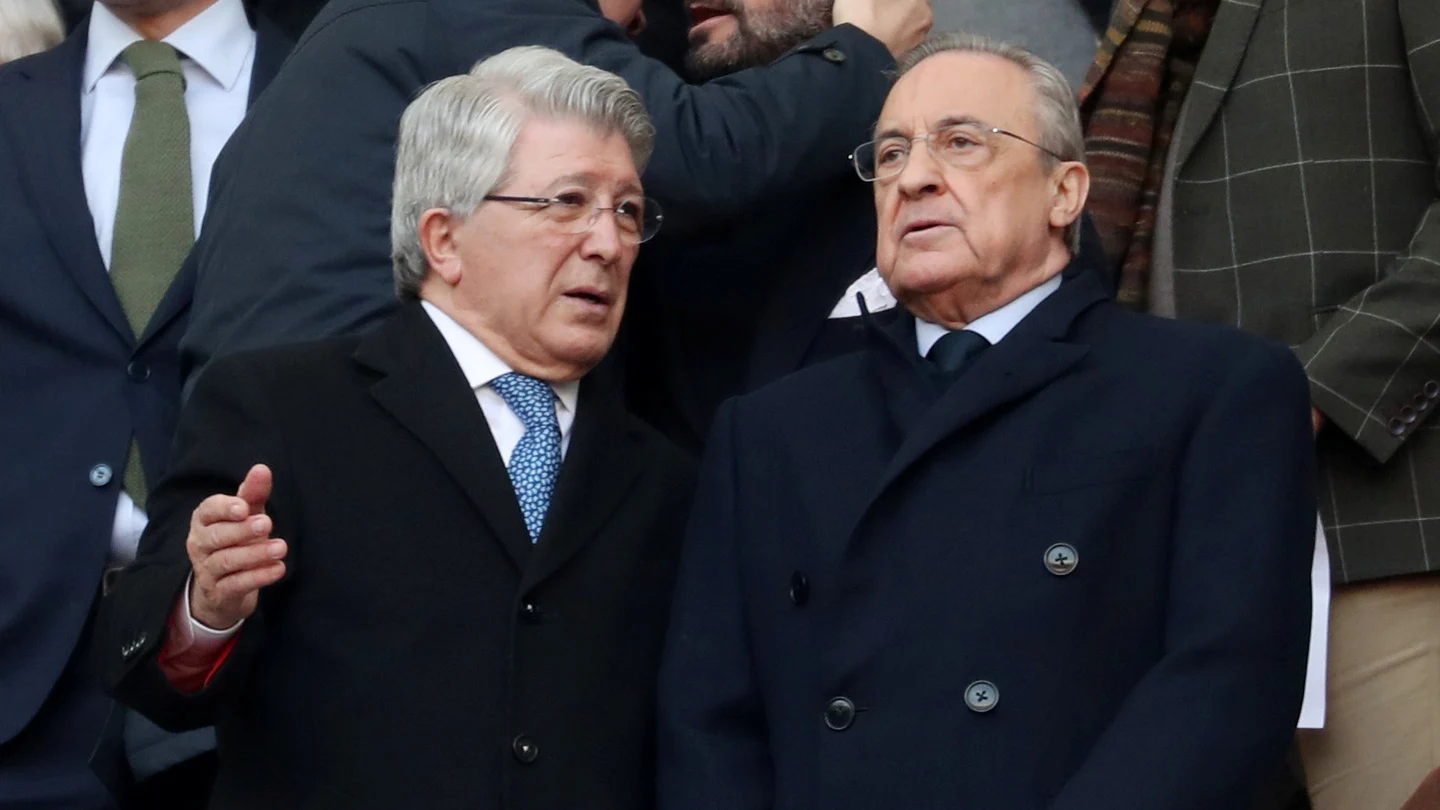 Enrique Cerezo y Florentino Pérez, en el palco del Metropolitano Enrique Cerezo y Florentino Pérez, en el palco del Metropolitano