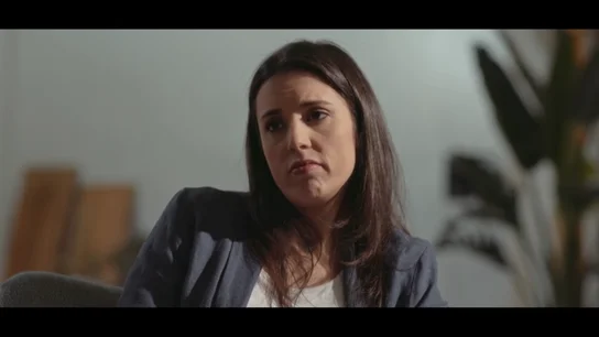 Máxima tensión entre Inés Arrimadas e Irene Montero al hablar de Cataluña: "No intentes ridiculizarme" Máxima tensión entre Inés Arrimadas e Irene Montero al hablar de Cataluña: "No intentes ridiculizarme"