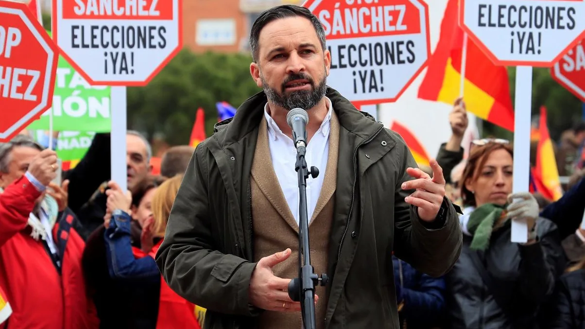 Santiago Abascal en la manifestación contra Pedro Sánchez