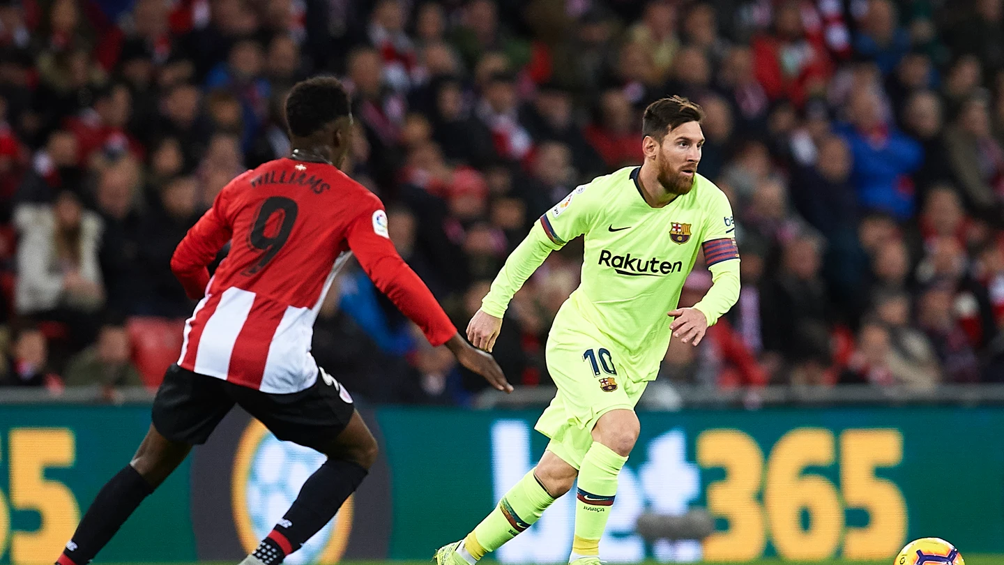 Messi, en acción contra el Athletic en San Mamés Messi, en acción contra el Athletic en San Mamés