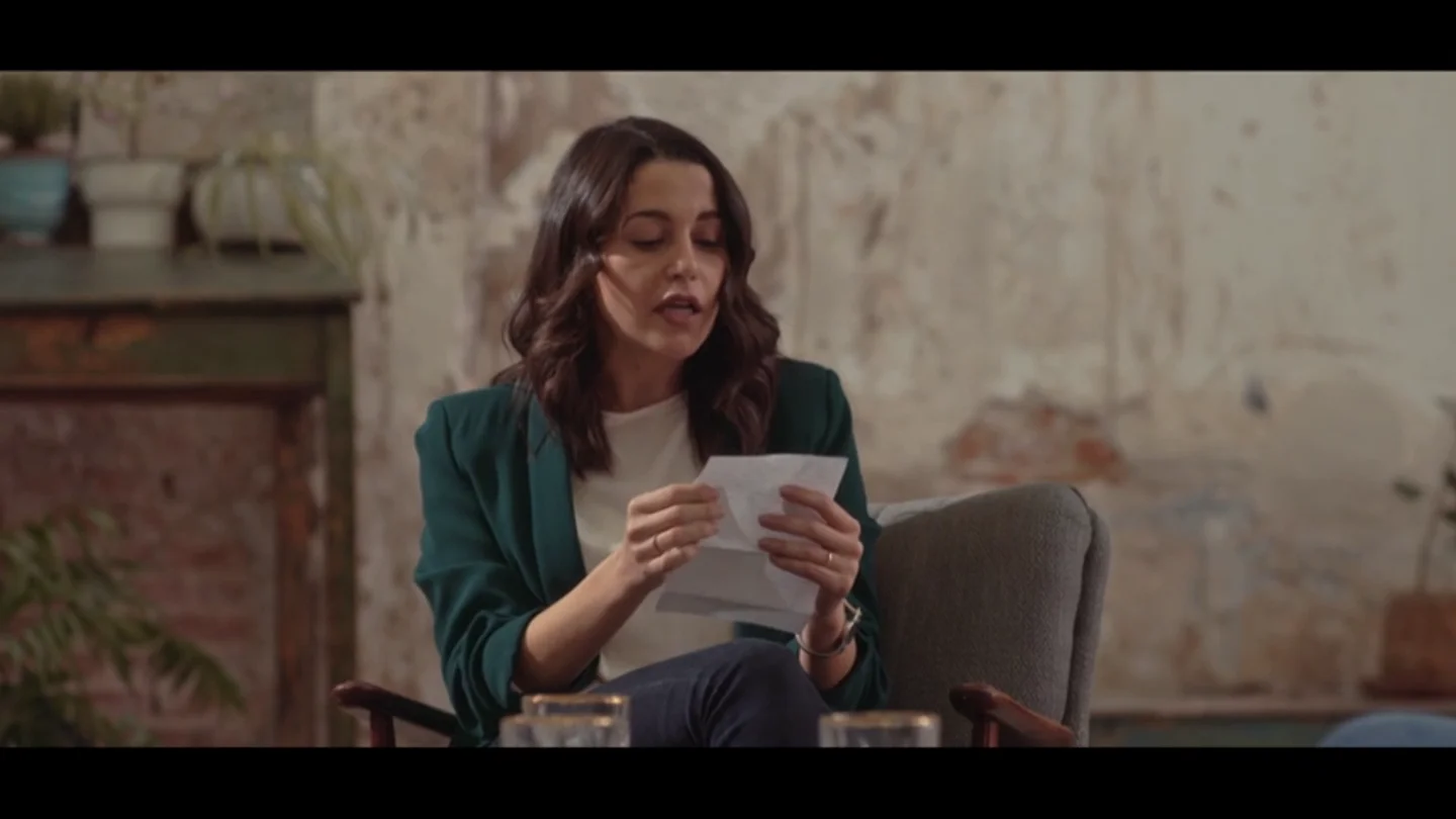 Inés Arrimadas lee una frase de Torra frente a Irene Montero para conocer qué entiende por extrema derecha Inés Arrimadas lee una frase de Torra frente a Irene Montero para conocer qué entiende por extrema derecha