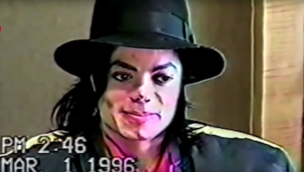 Michael Jackson en un interrogatorio