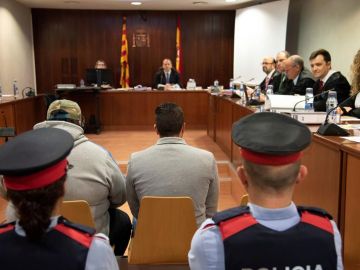 Condenan a 45 años al acusado de matar a dos agentes rurales en Lleida Condenan a 45 años al acusado de matar a dos agentes rurales en Lleida