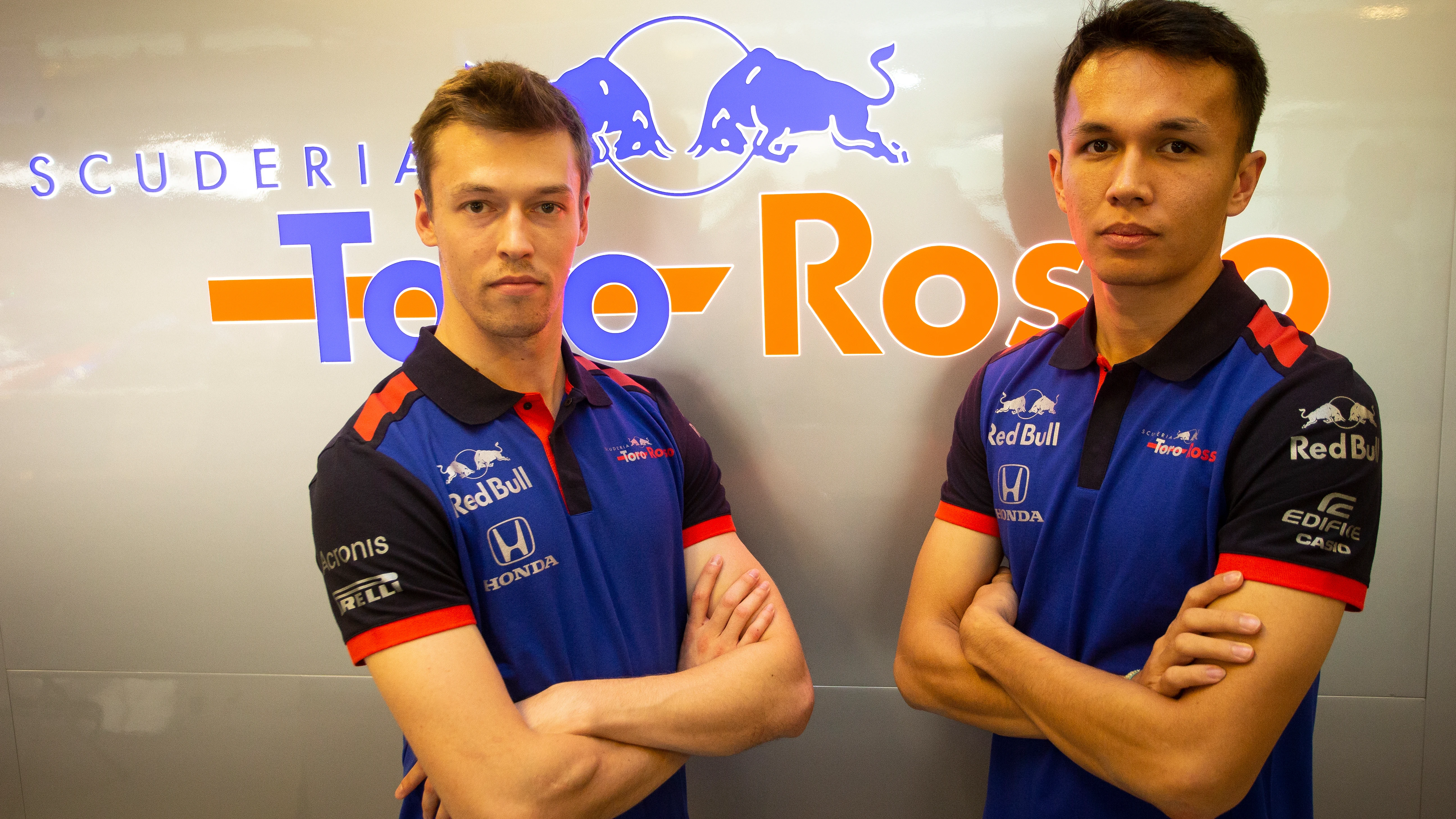 Alexander Albon y Daniil Kvyat, los pilotos de Toro Rosso