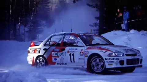 Tommi Mäkinen en el rally de Suecia de 1995 Tommi Mäkinen en el rally de Suecia de 1995