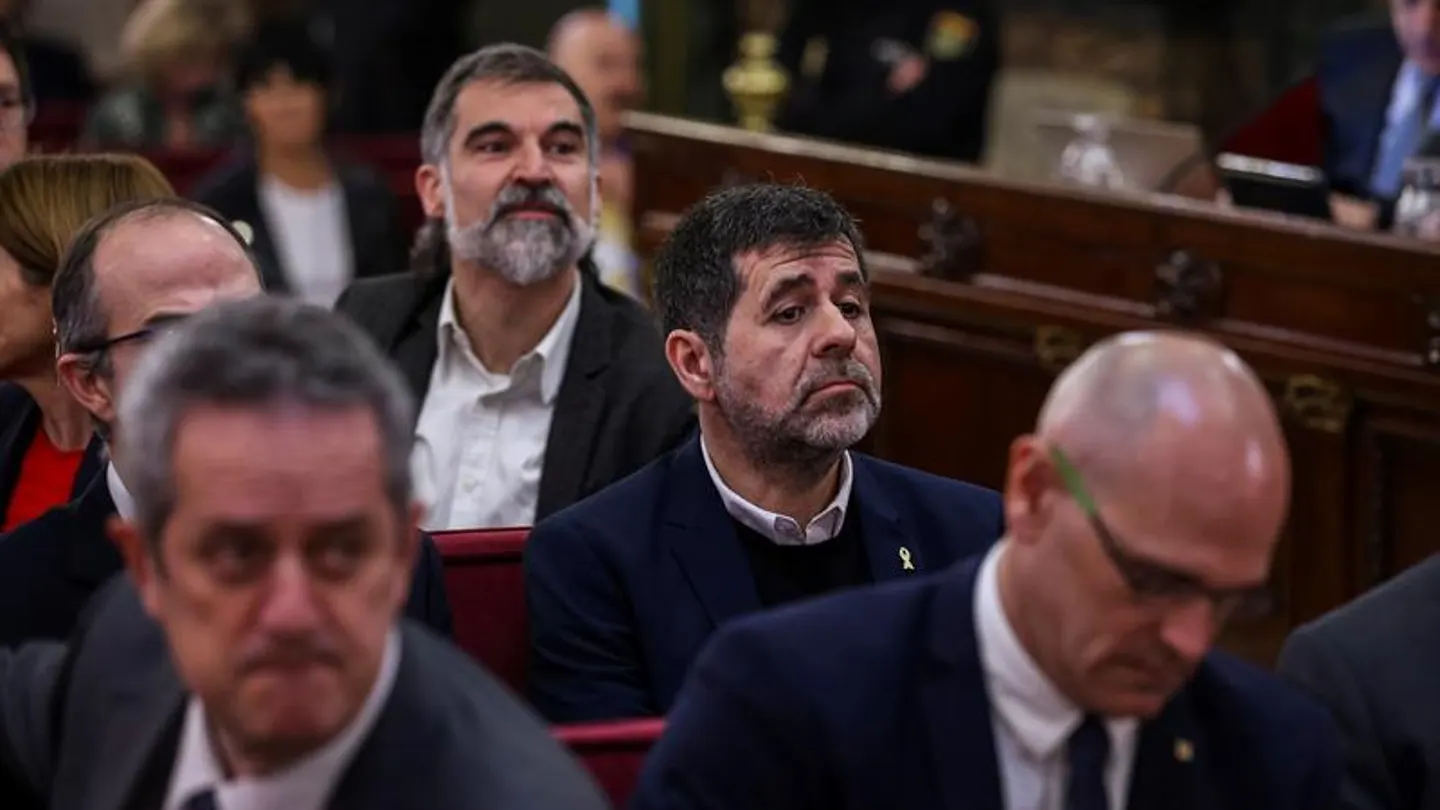 Jordi Sánchez luce el lazo amarillo en el juicio del procés Jordi Sánchez luce el lazo amarillo en el juicio del procés