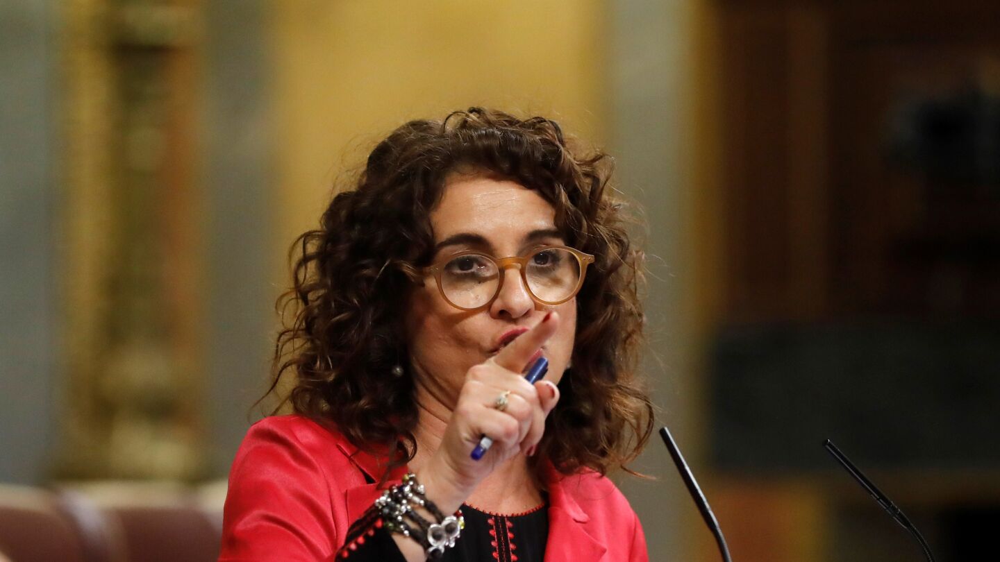 La ministra de Hacienda, Mar&iacute;a Jes&uacute;s Montero. 