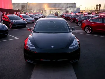 Tesla Model 3  Tesla Model 3