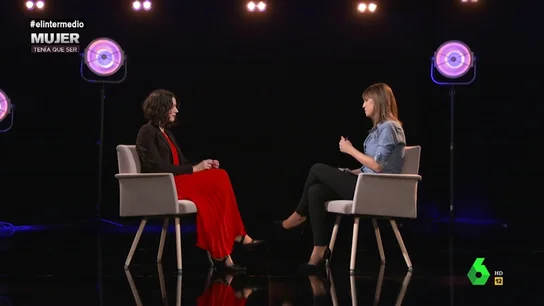 Gloria Poyatos explica por qué sólo un 5% de la población reclusa son mujeres: "Hay un nexo entre las prácticas de cuidar y la resolución no violenta de los conflicto" Gloria Poyatos explica por qué sólo un 5% de la población reclusa son mujeres: "Hay un nexo entre las prácticas de cuidar y la resolución no violenta de los conflicto"