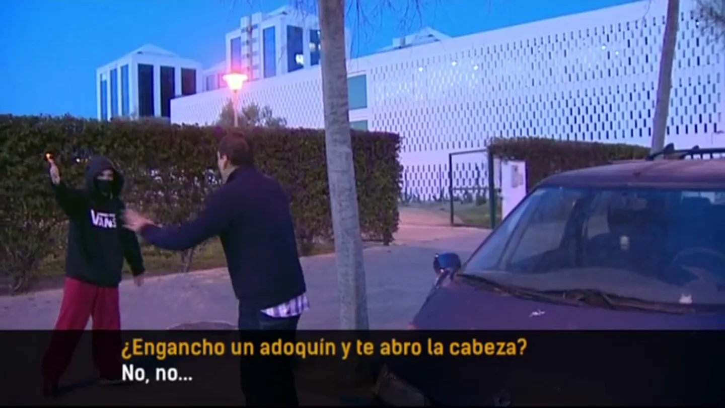 La reacción de 'El Cuco' tras ser procesado por falso testimonio en el caso Marta del Castillo: "Que me metan en la cárcel, he pagado 7 años por la cara" La reacción de 'El Cuco' tras ser procesado por falso testimonio en el caso Marta del Castillo: "Que me metan en la cárcel, he pagado 7 años por la cara"