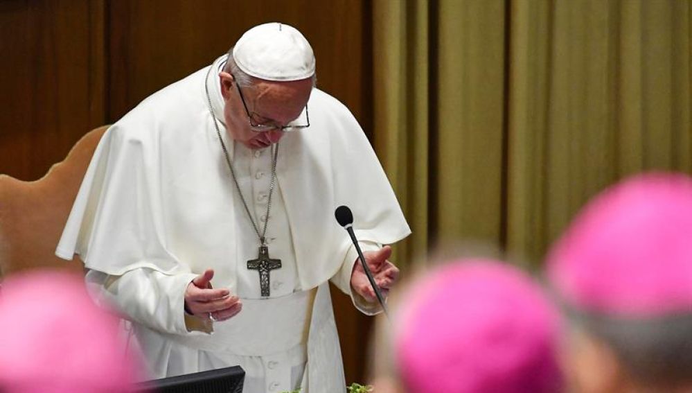 El Papa durante la cumbre contra la pederastia