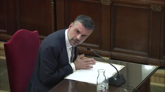 El exconseller de Empresa Santi Vila declara en el juicio del 'procés' El exconseller de Empresa Santi Vila declara en el juicio del 'procés'