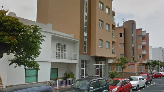 Calle Enrique Mederos donde residía la víctima con su hijo Calle Enrique Mederos donde residía la víctima con su hijo