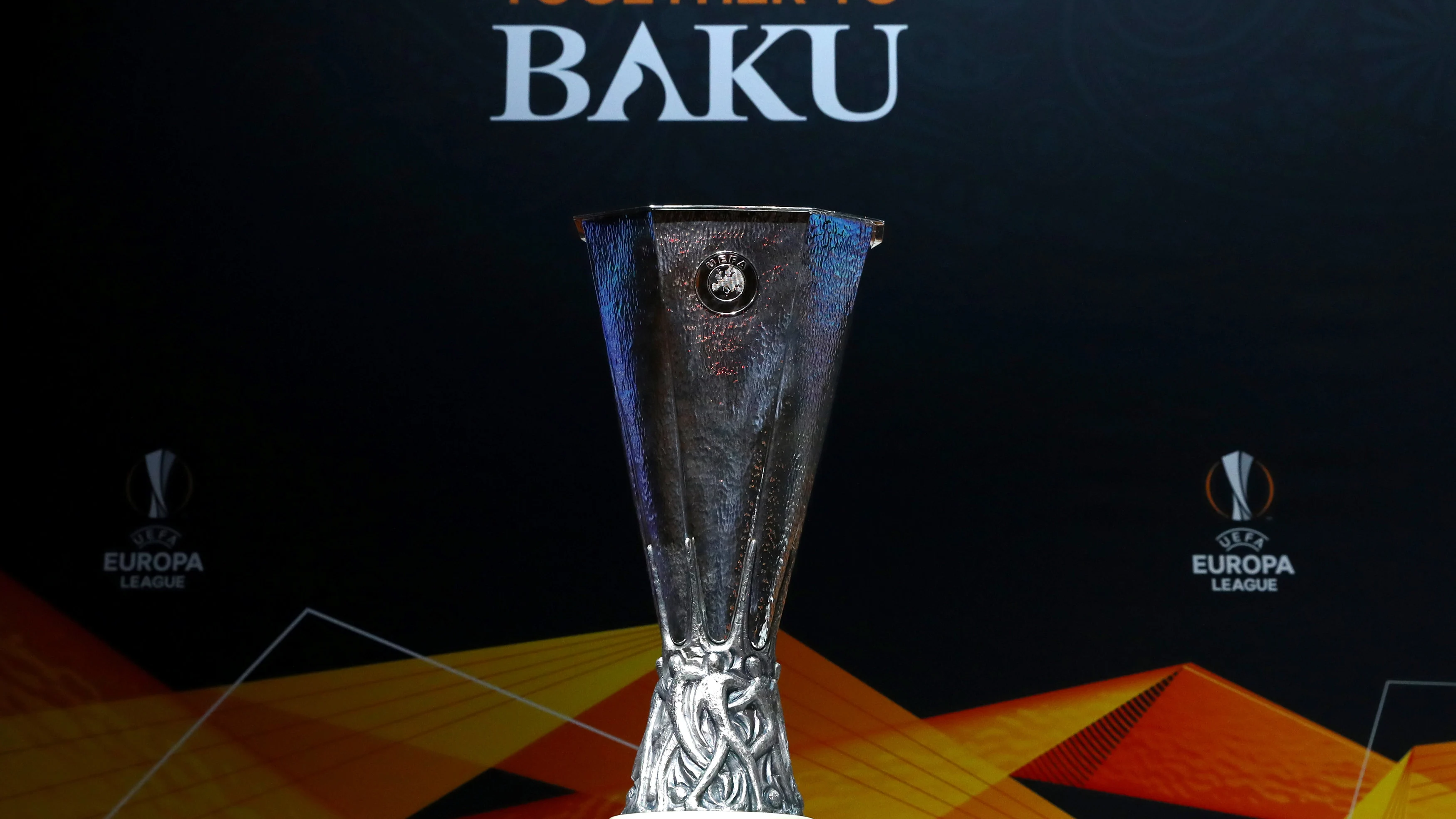 El trofeo de la Europa League