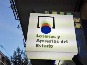 Letrero de una administración de lotería de Elche Letrero de una administración de lotería de Elche