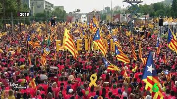 Esta es la teoría del 'cuanto peor, mejor' aplicada al conflicto político en Cataluña