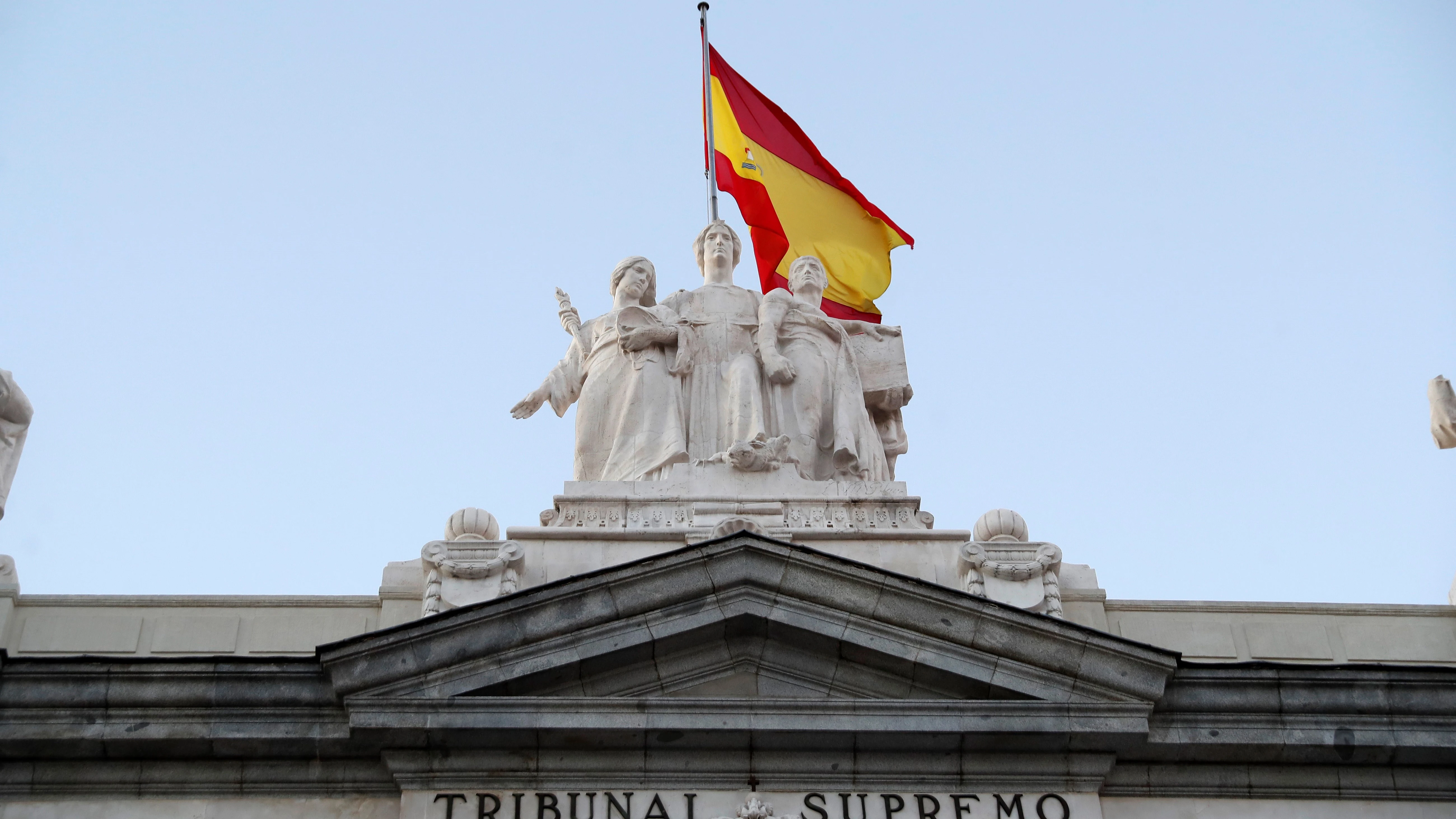 Detalle de la fachada del Tribunal Supremo