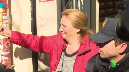 Pepi, tras ser desahuciada de su casa en Lavapiés Pepi, tras ser desahuciada de su casa en Lavapiés