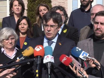 El expresidente de la Generalitat Carles Puigdemont tras la reunión del 'Consell per la República' en Waterloo, Bélgica El expresidente de la Generalitat Carles Puigdemont tras la reunión del 'Consell per la República' en Waterloo, Bélgica