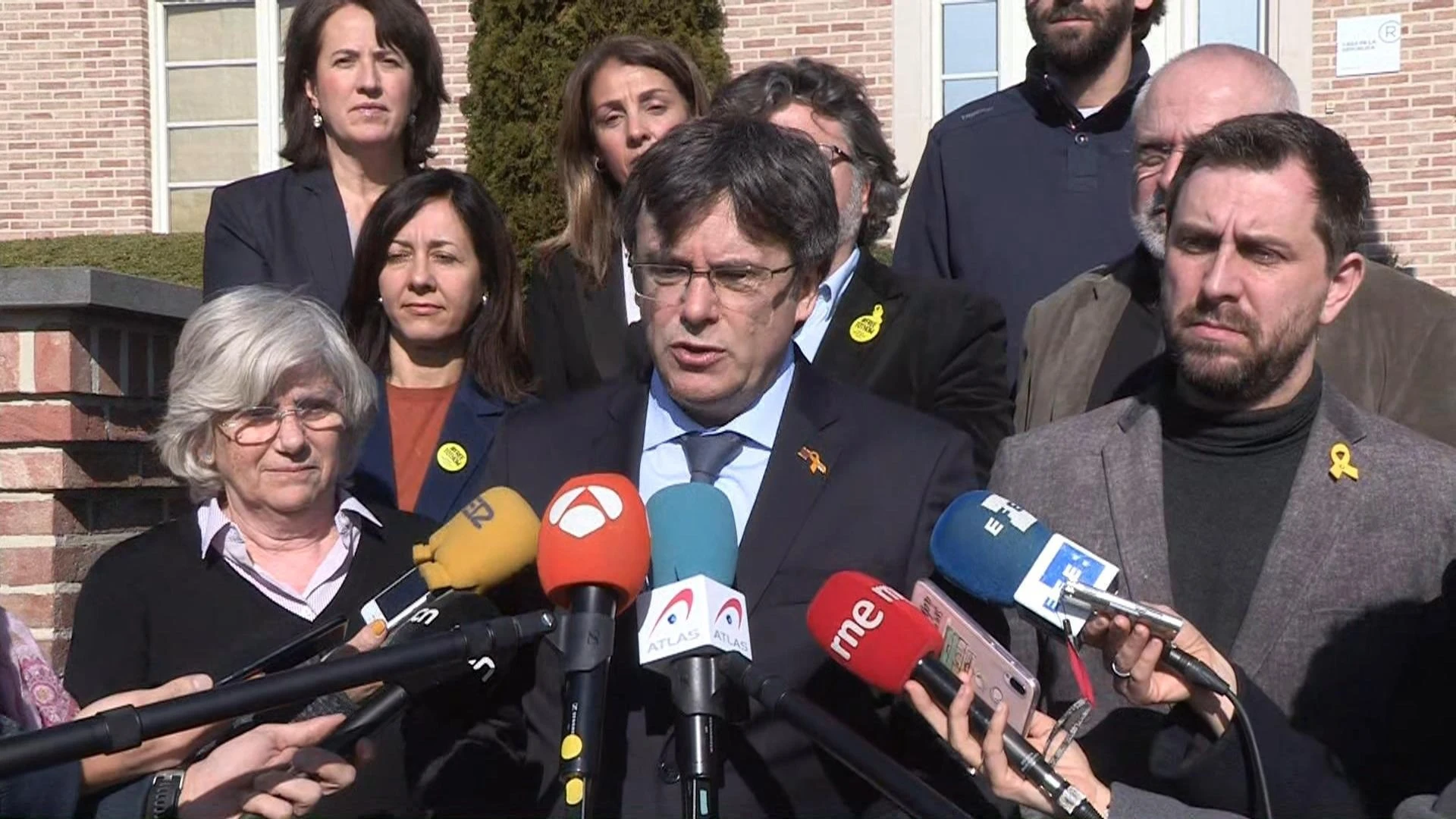 El expresidente de la Generalitat Carles Puigdemont tras la reunión del 'Consell per la República' en Waterloo, Bélgica