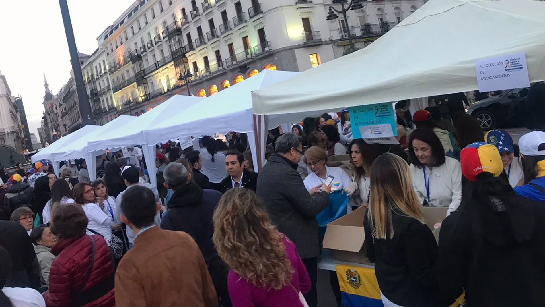 Recogida de alimentos en la Puerta del Sol de Madrid (Archivo)