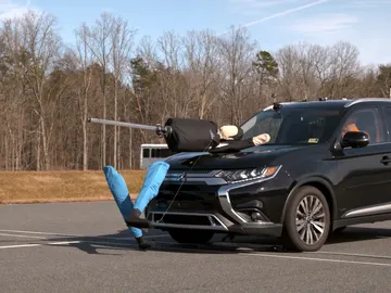 SUV tiene la frenada automática SUV tiene la frenada automática