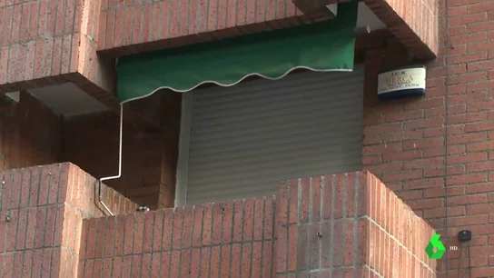 Una vecina de la mujer descuartizada por su hijo asegura que el detenido tenía problemas con las droga Una vecina de la mujer descuartizada por su hijo asegura que el detenido tenía problemas con las droga