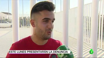Carlos Fraile, jugador del Écija agredido por un ultra del Xerez CD: "Nos quitan las ganas de seguir jugando al fútbol"