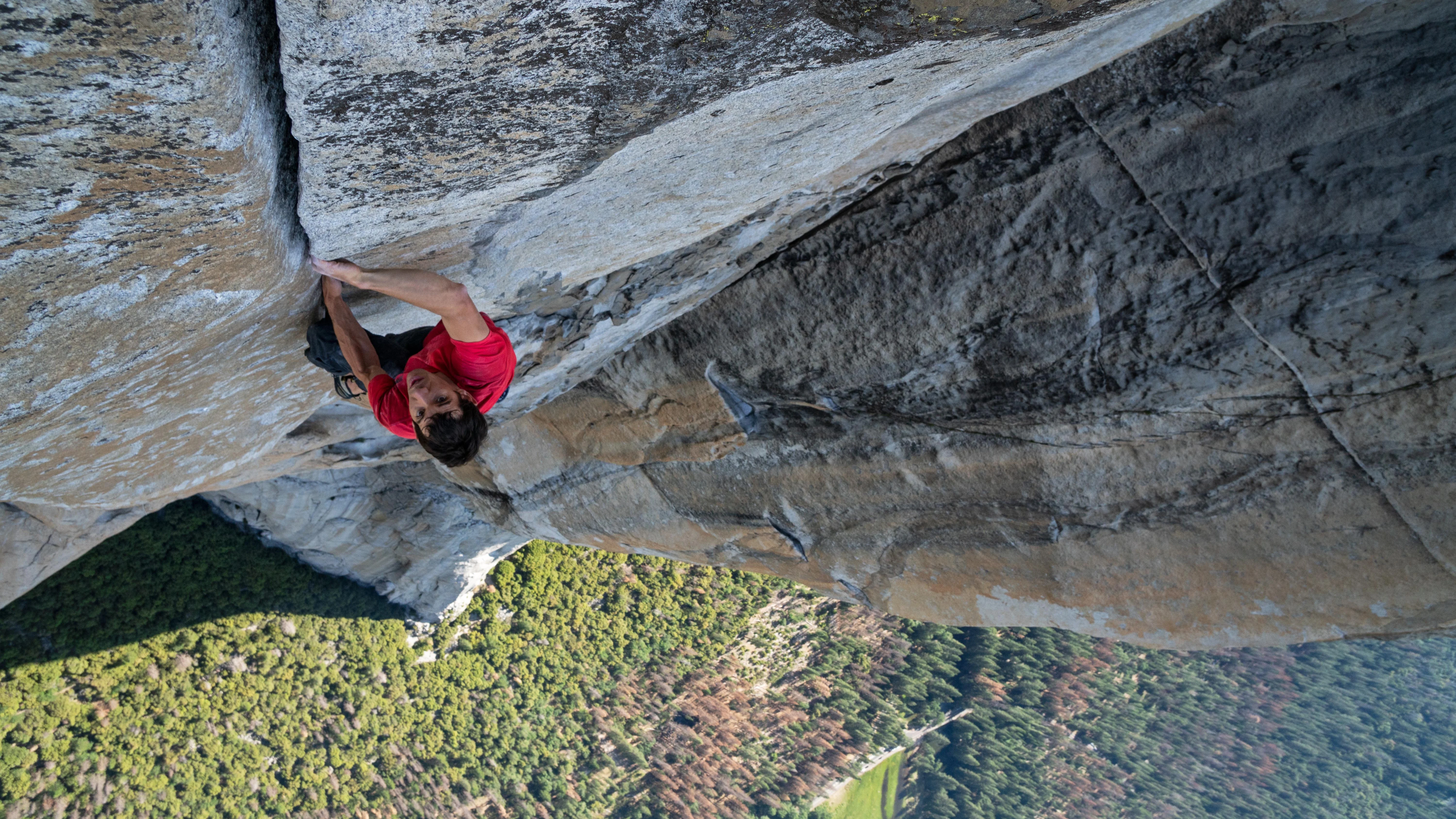Alex Honnold ascendiendo El Capitán Alex Honnold ascendiendo El Capitán