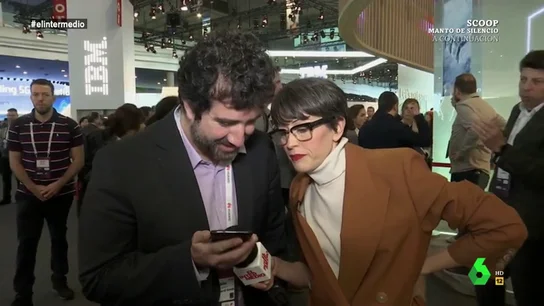 Thais Villas consigue que los entrevistados se reconcilien con sus seres queridos: "Vas a llamar a tu mujer y vas a decirle que le adoras" Thais Villas consigue que los entrevistados se reconcilien con sus seres queridos: "Vas a llamar a tu mujer y vas a decirle que le adoras"