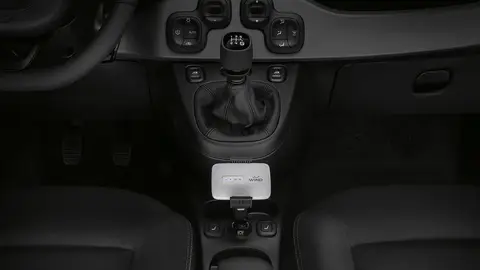 FIAT Panda Connected by Wind  FIAT Panda Connected by Wind