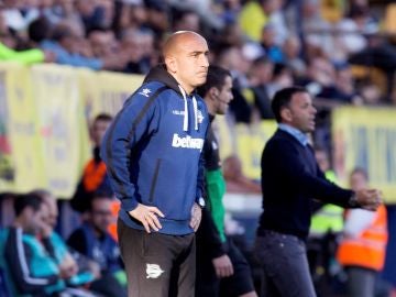 Abelardo, entrenador del Alavés Abelardo, entrenador del Alavés
