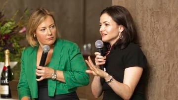 Sheryl Sandberg (derecha), Facebook