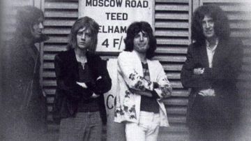 Los inicios de la banda Queen, aún con el bajista Mike Grose (izquierda)