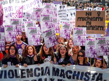 Concentración del Sindicato de Estudiantes en la Puerta del Sol en el 8M Concentración del Sindicato de Estudiantes en la Puerta del Sol en el 8M