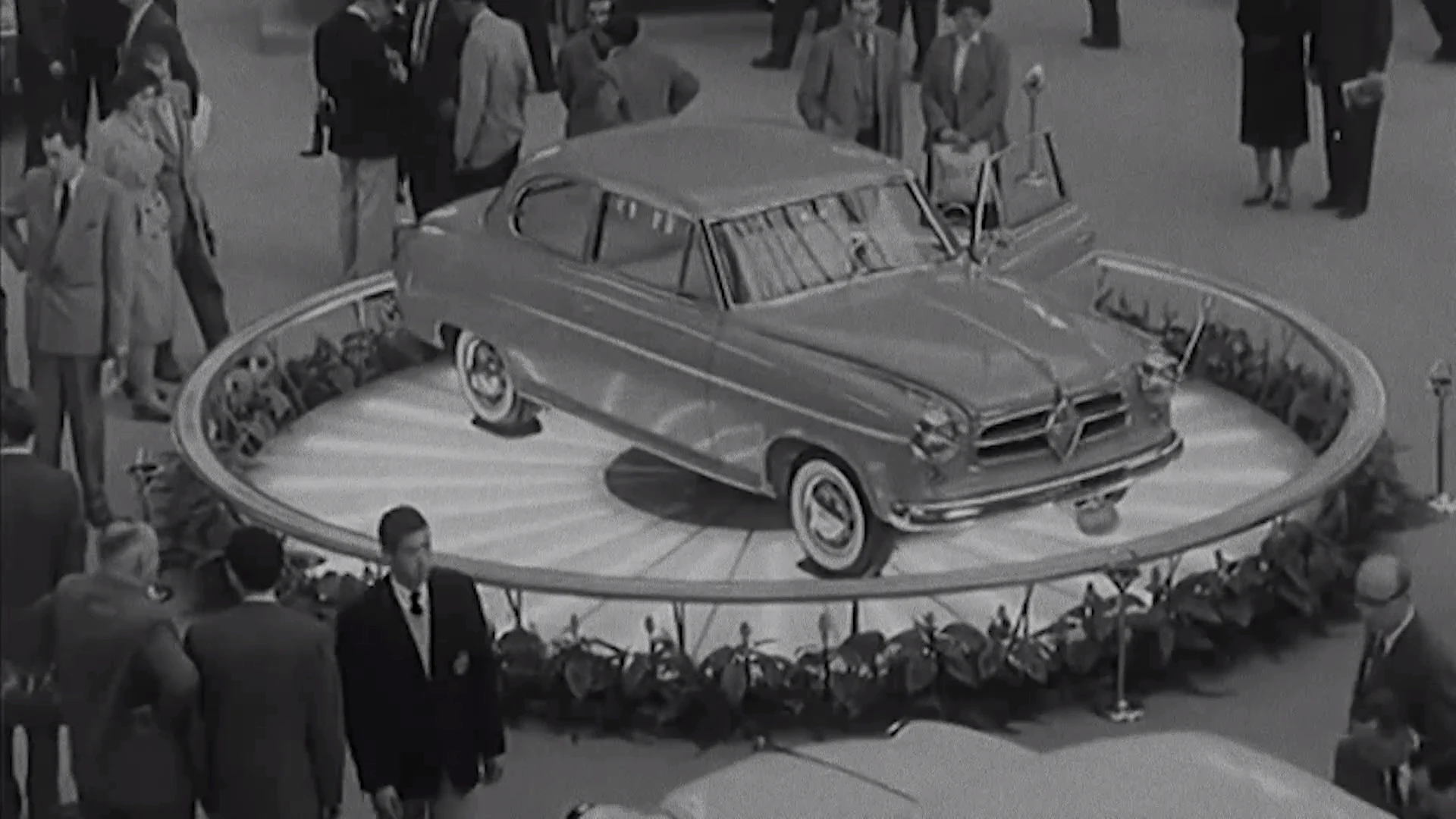 Imagen de un Salón de Automóvil.