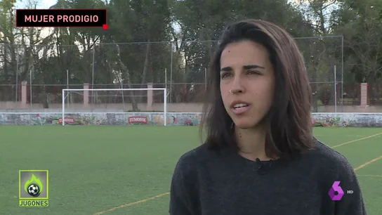 Paula Hoya, la deportista prodigio: campeona de España de golf, subcampeona de fútbol sala, dos triatlones olímpicos... Paula Hoya, la deportista prodigio: campeona de España de golf, subcampeona de fútbol sala, dos triatlones olímpicos...