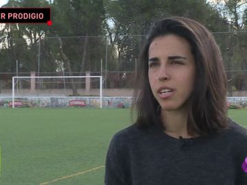Paula Hoya, la deportista prodigio: campeona de España de golf, subcampeona de fútbol sala, dos triatlones olímpicos... Paula Hoya, la deportista prodigio: campeona de España de golf, subcampeona de fútbol sala, dos triatlones olímpicos...