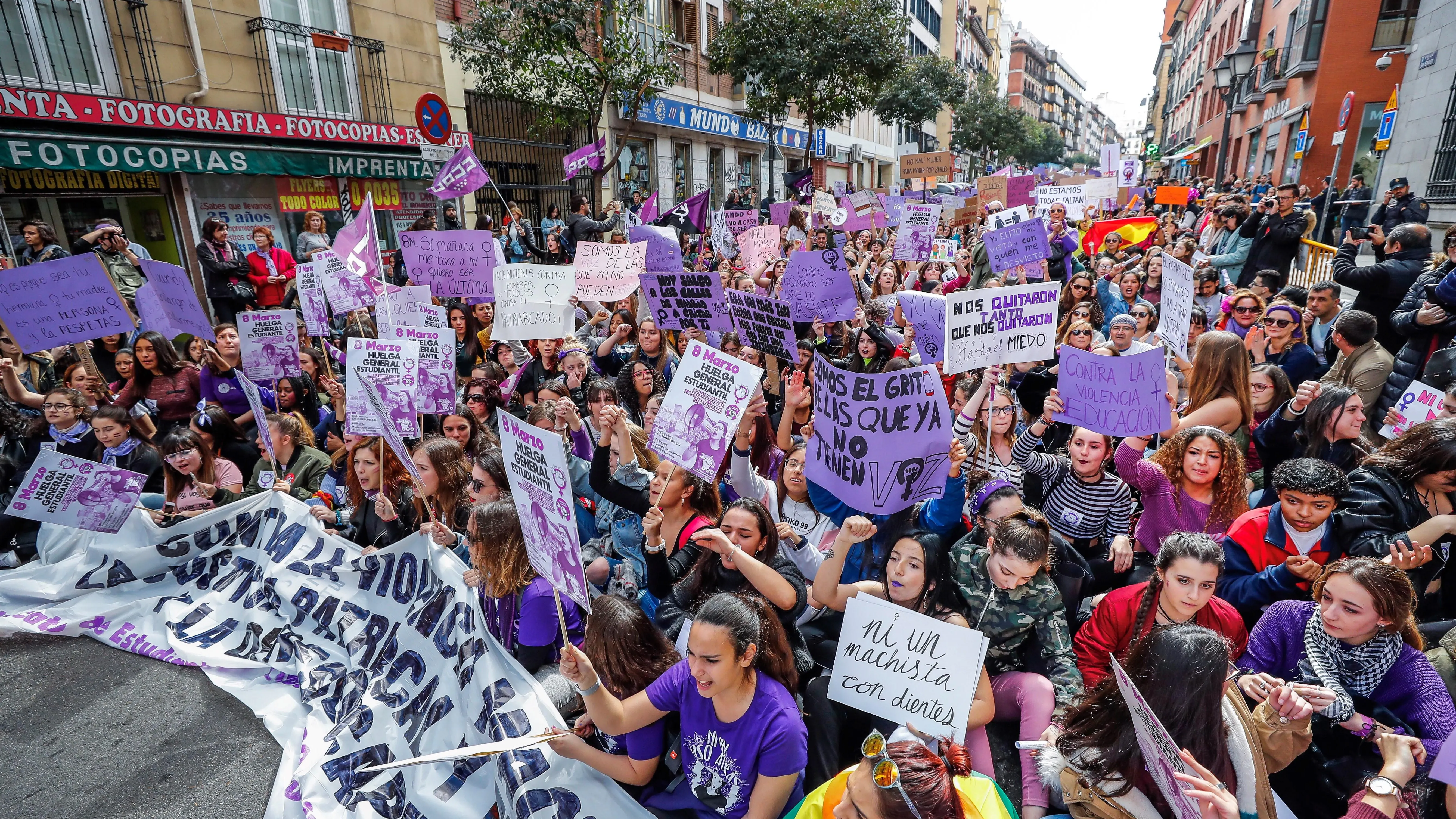 Concentración en la calle de San Bernardo por el 8M