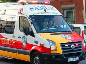Imagen de un equipo de SAMUR Imagen de un equipo de SAMUR